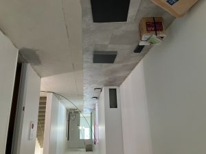 1階エレベータホール