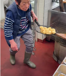 市公式TikTok「こしがや沼に落ちてみた。」の投稿5つ目を示す画像