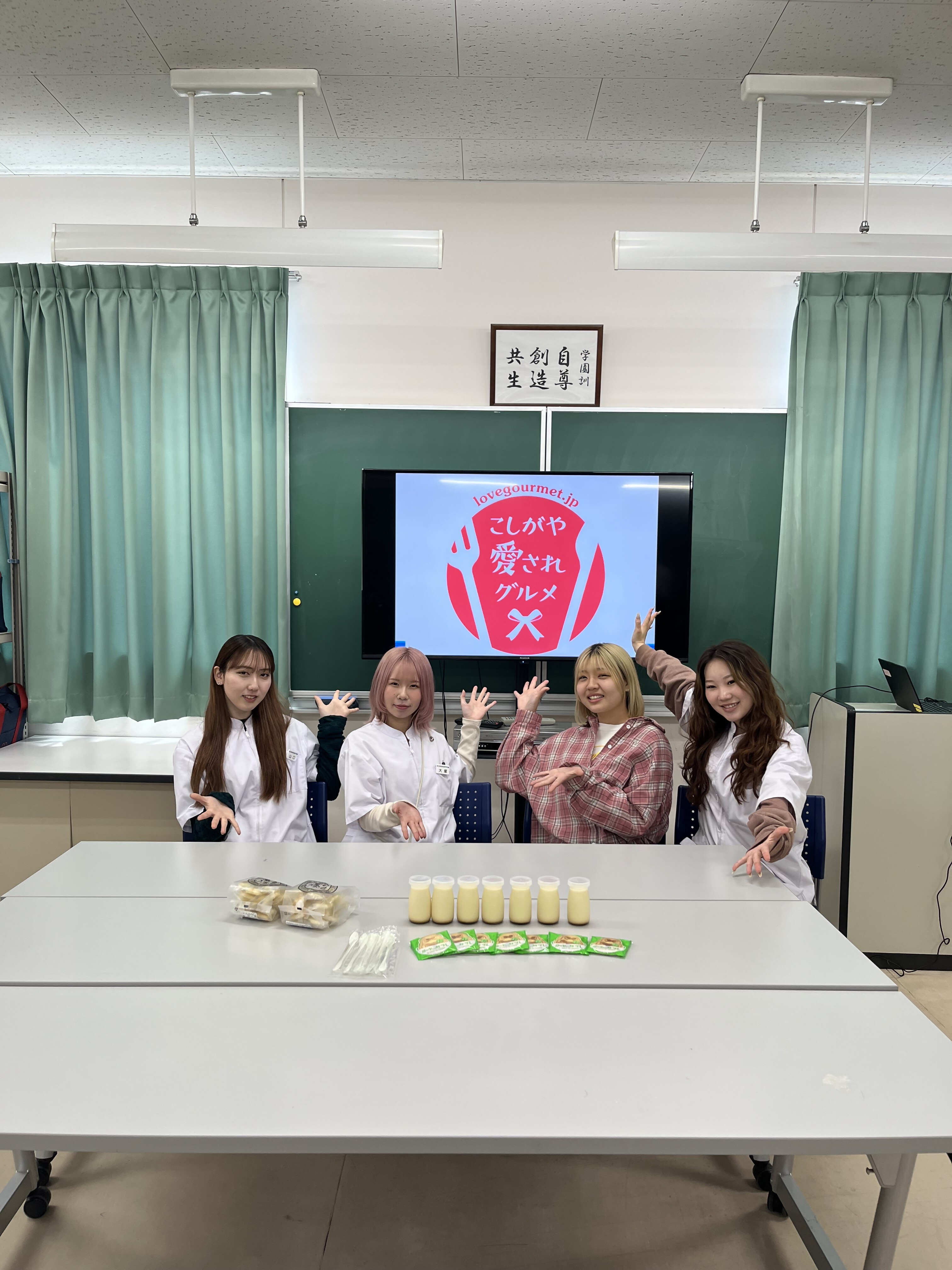 愛されグルメ食べてみた動画撮影時様子