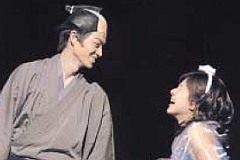 2003年3月「座ぶとん座」公演で熱演する中井さん