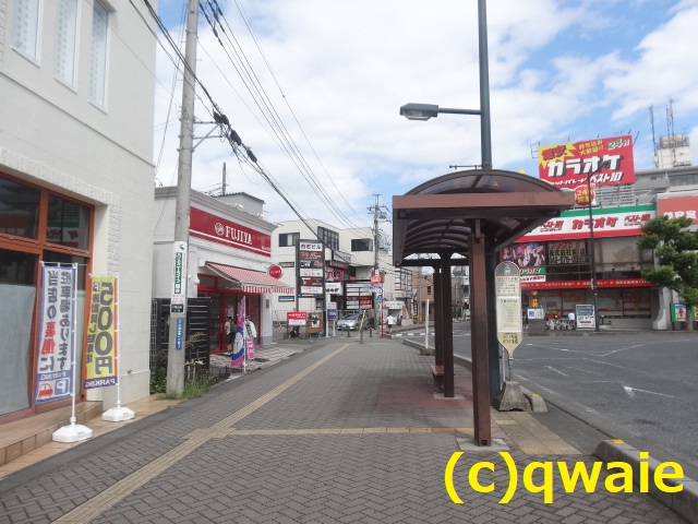 せんげん台駅東口を出て左側