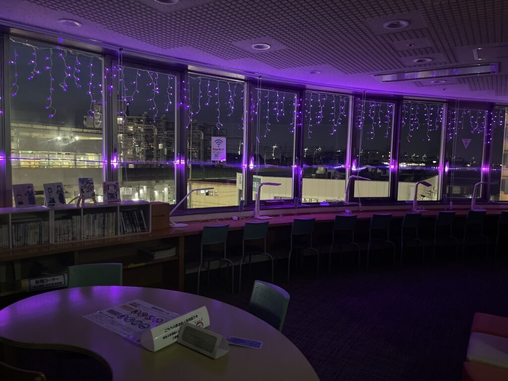 ほっと越谷のライトアップ（内観）