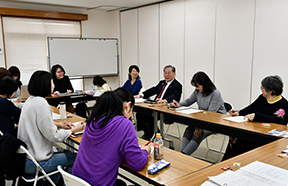 高橋市長の子どものころの話などで盛り上がりました