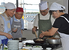 楽しく料理が学べます