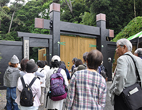 鴨場見学(入り口)の様子