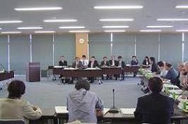 第2回審議会 会議写真1