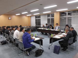 自治基本条例推進会議第1回会議写真