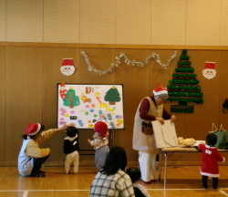 １歳児ヒマワリひろばの様子