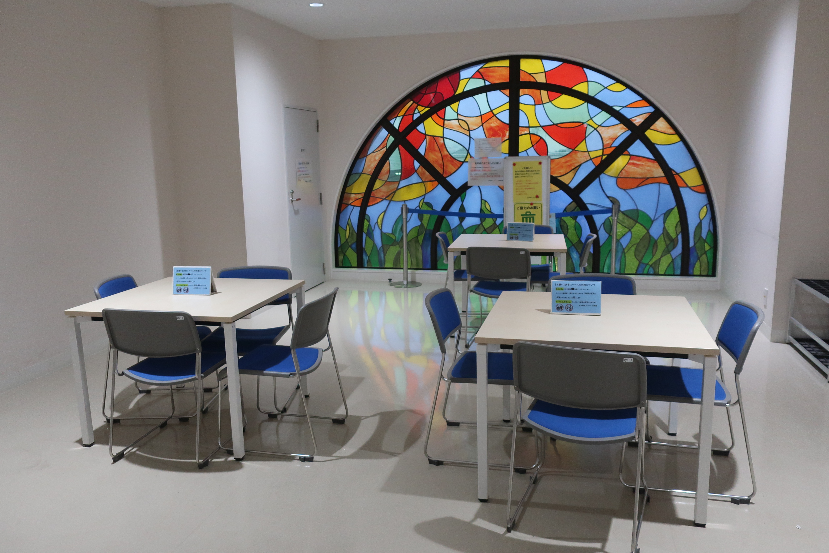 大沢　ホワイエ